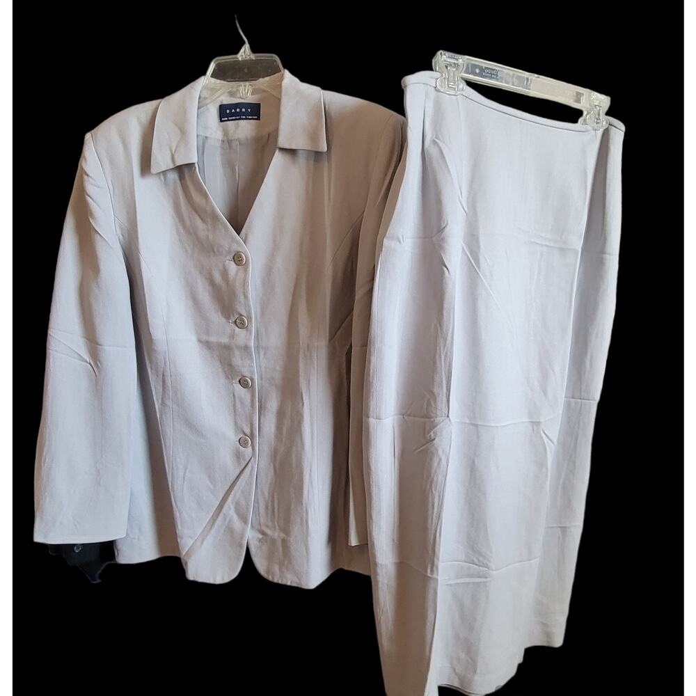 Barry Suit jacket  and Skirt Made for Parisian Size 16 Light Green